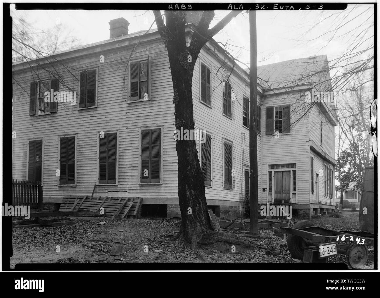Storici edifici americano Sondaggio Alex Bush, fotografo, 8 gennaio 1935 Vista posteriore, SUD - Eutaw Accademia femminile, Main Street e Wilson Avenue (spostato dal sito originale), Eutaw, Greene County, AL Foto Stock