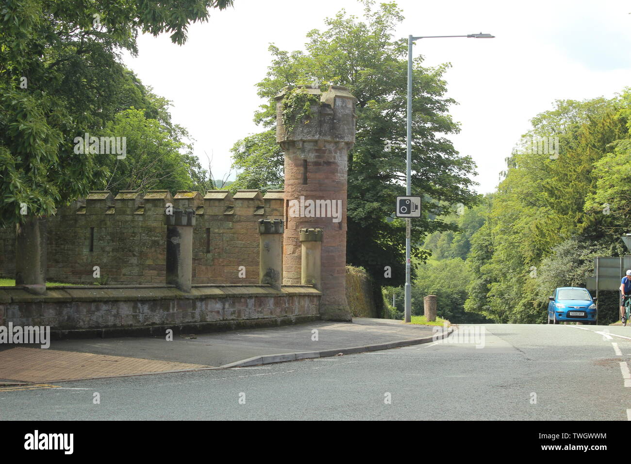 Hawarden è un piccolo villaggio di Deeside, Clwyd, il Galles, in Galles/confine inglese Foto Stock