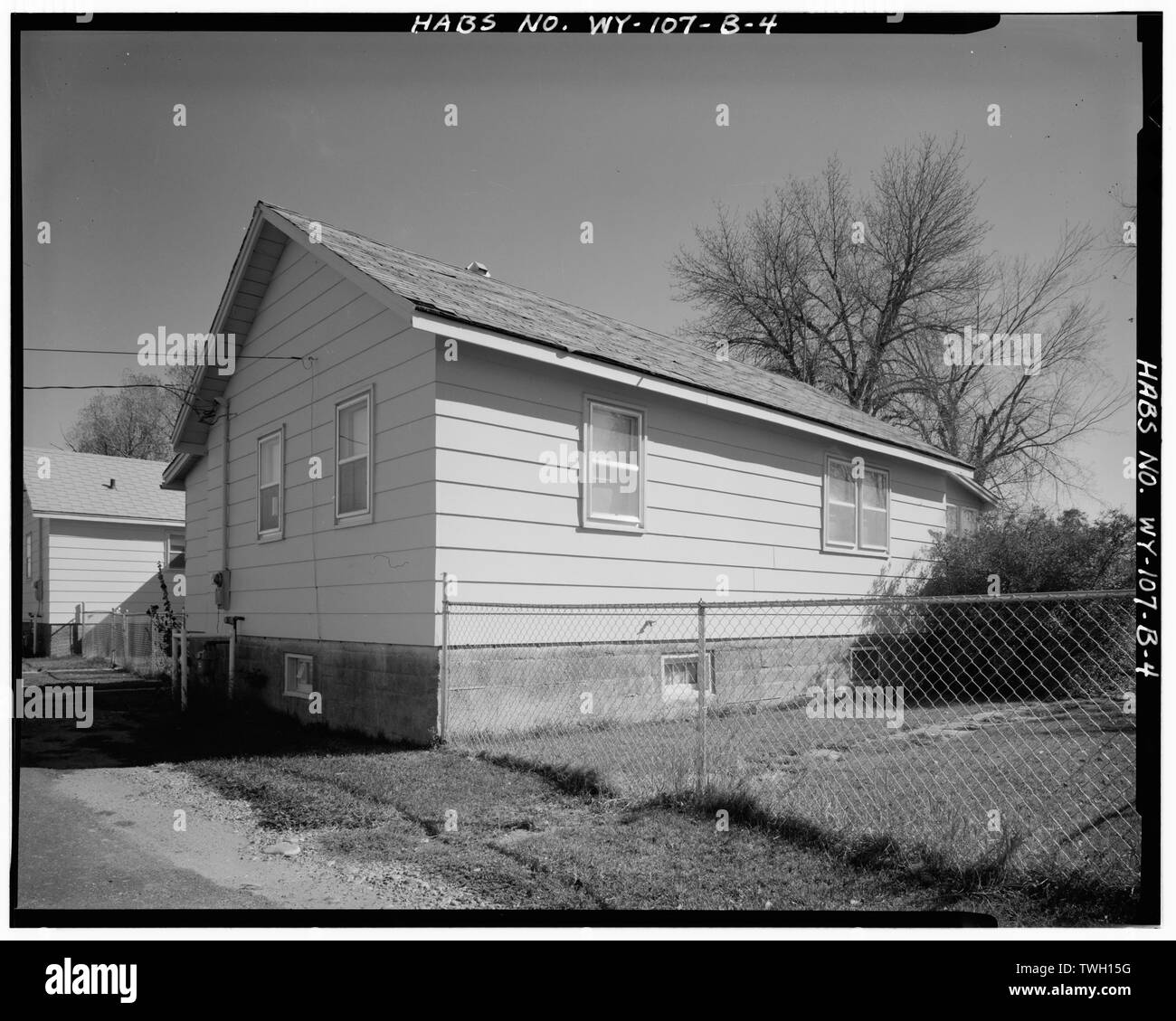 Parte posteriore e lato ovest, vista da est-sud-ovest - Fort Washakie, Edificio n. 68, Sacajawea Circle, Fort Washakie, Fremont County, WY Foto Stock