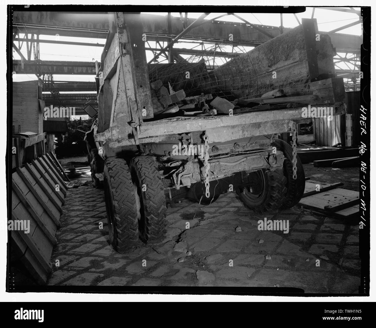 La parte posteriore del carrello modificato nel capannone di porco. Vista verso sud. - Sud Omaha Unione cantieri Stock, Hog capannone (Nord), 2900 o Plaza, Omaha, Douglas County, NE Foto Stock
