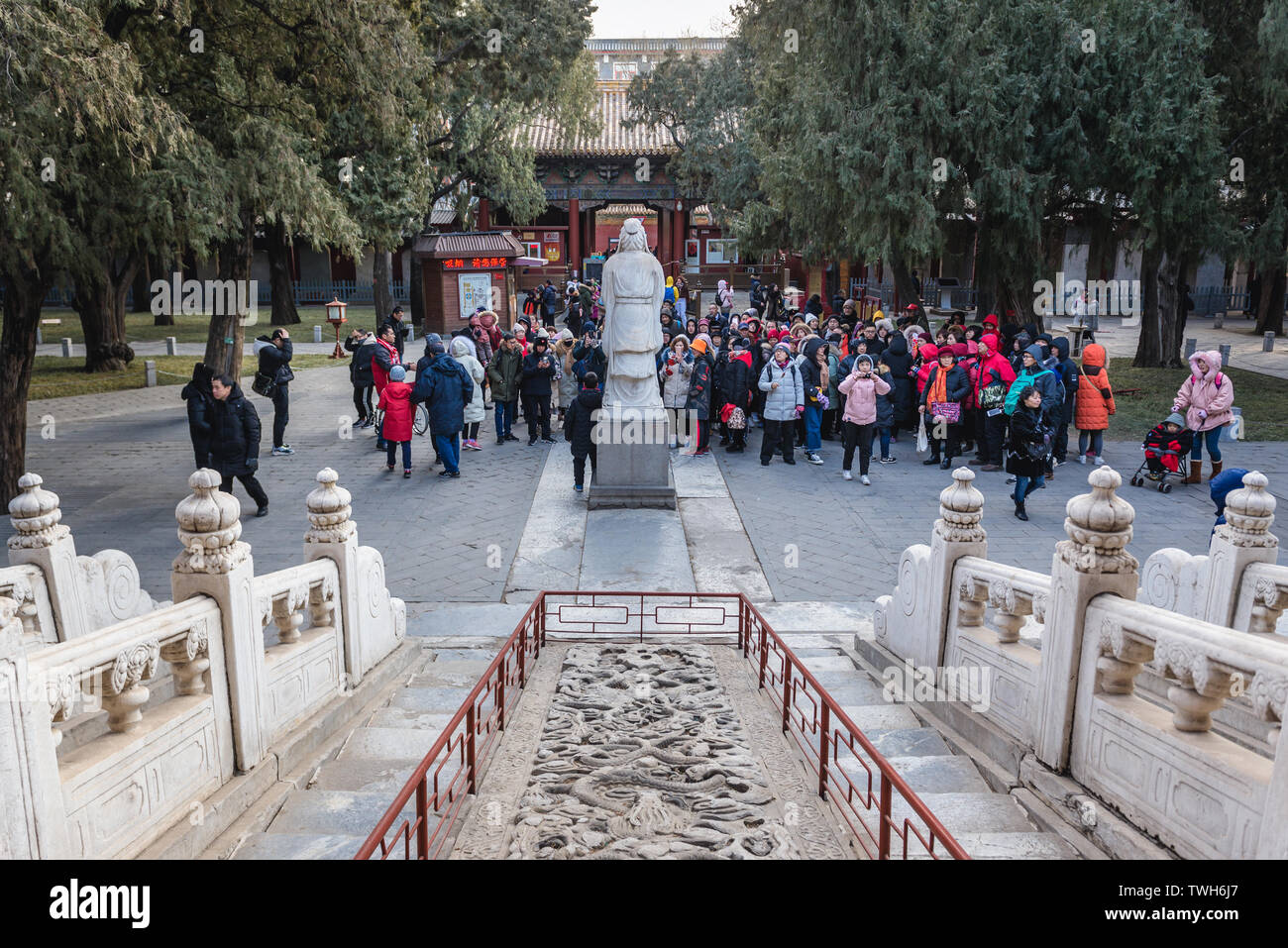 Statua di Confucio nel Tempio di Confucio e Imperial College Museo di Pechino, Cina Foto Stock