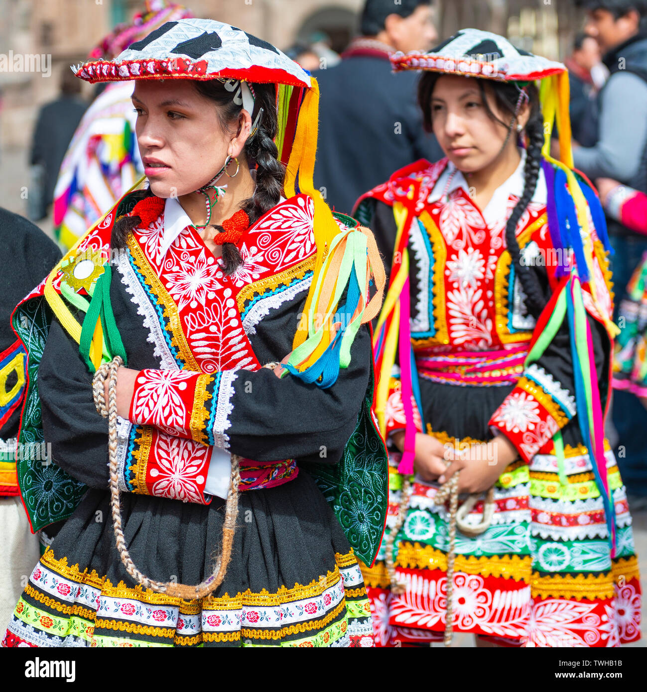 Ritratto di due indigeni donne Quechua in abbigliamento tradizionale durante l'Inti Raymi Sun Festival celebrazioni Foto Stock