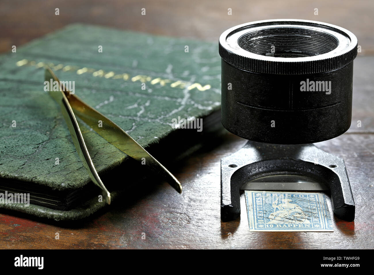 Tester di lino con Swiss 10 Rappen Strubel timbro Foto Stock