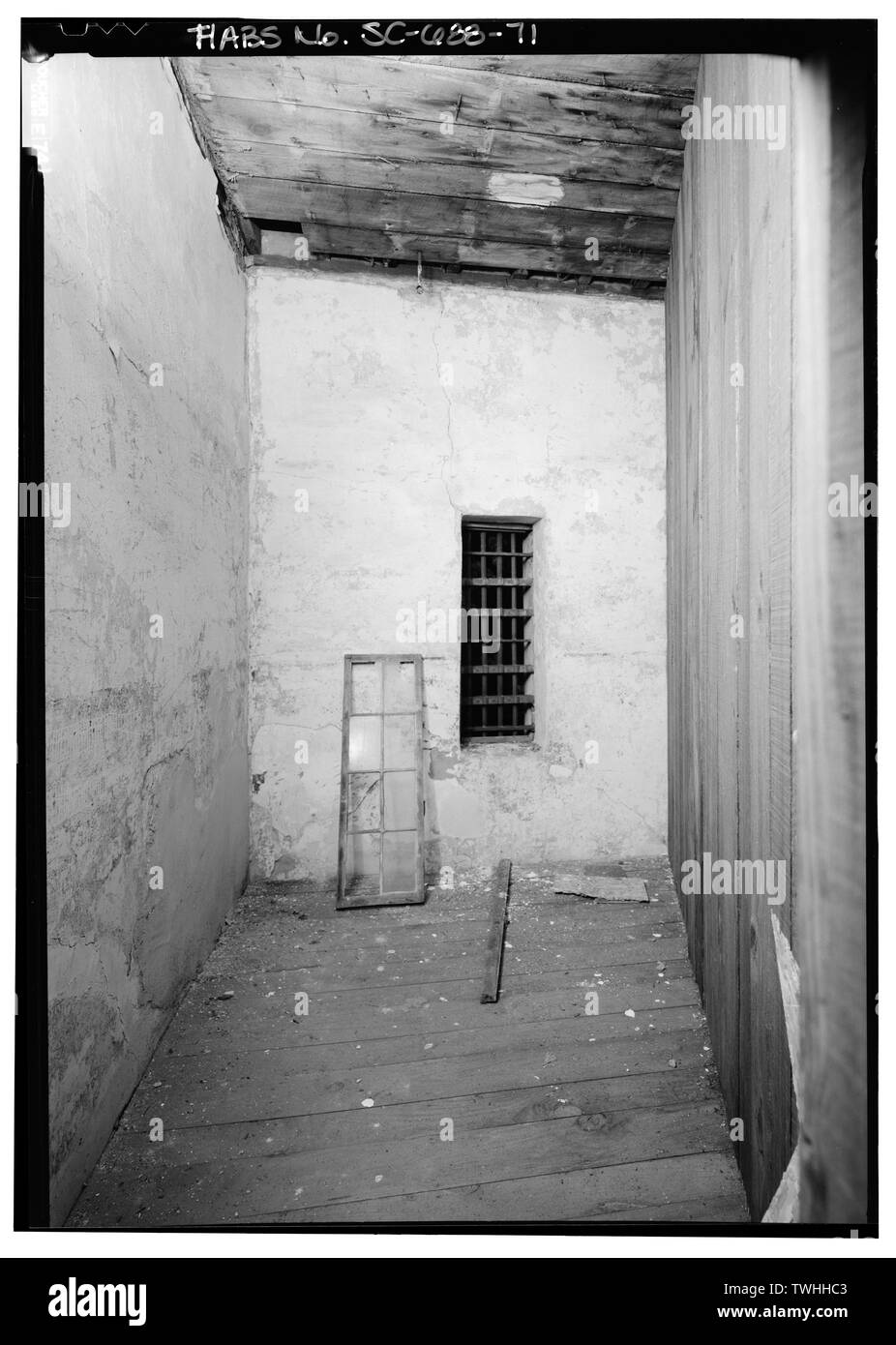 Secondo piano, presentano cellule, dalla hall est vista laterale di EST del vestibolo - Charleston County Jail, 21 Magazine Street, Charleston, Contea di Charleston, Sc; Mills, Robert; Barbot; Seyle; prezzo, Virginia B, trasmettitore Foto Stock