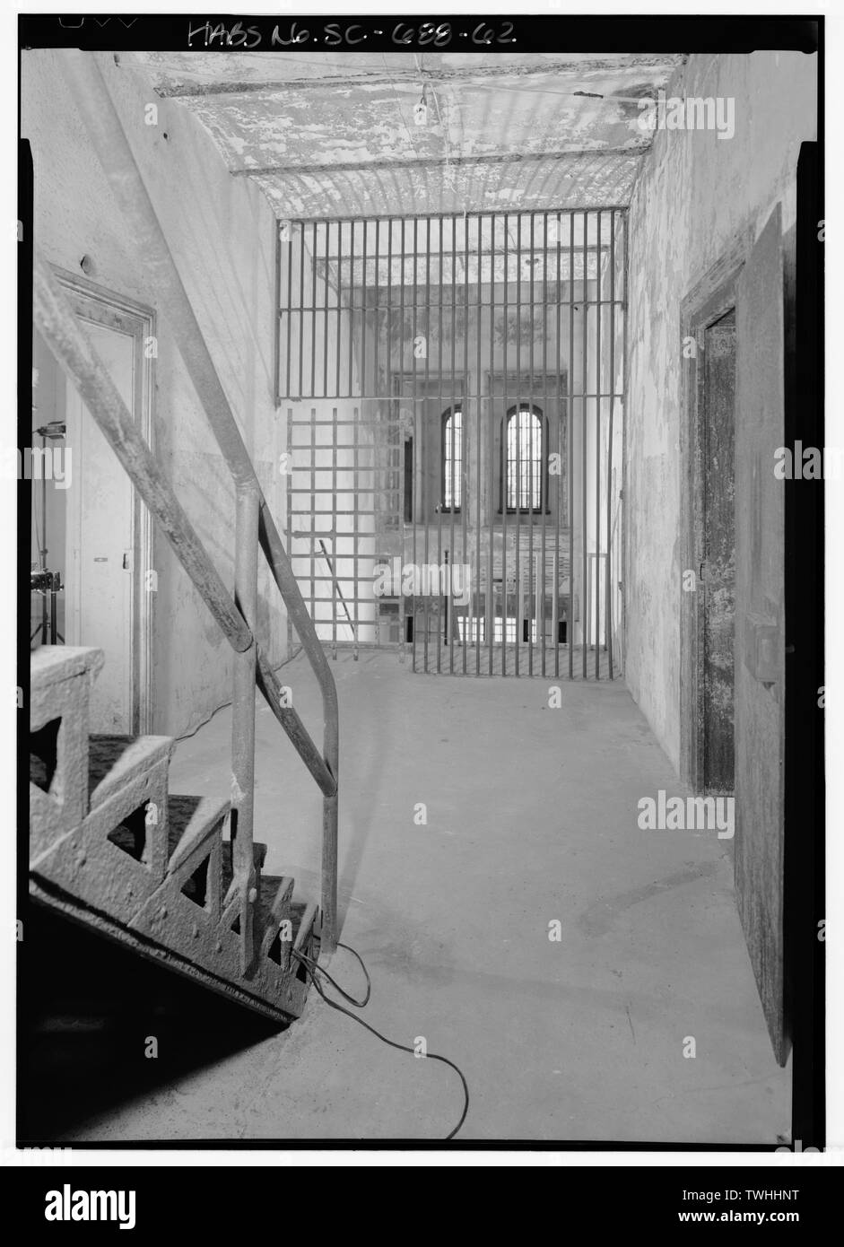 Secondo piano, hall, guardando a sud di entrata - Charleston County Jail, 21 Magazine Street, Charleston, Contea di Charleston, Sc; Mills, Robert; Barbot; Seyle; prezzo, Virginia B, trasmettitore Foto Stock