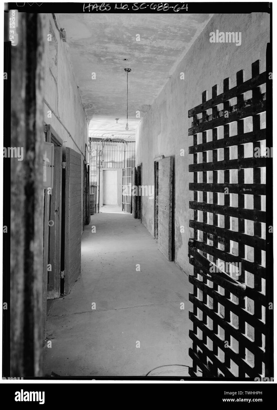Secondo piano, corridoio da sud a nord - Charleston County Jail, 21 Magazine Street, Charleston, Contea di Charleston, Sc; Mills, Robert; Barbot; Seyle; prezzo, Virginia B, trasmettitore Foto Stock