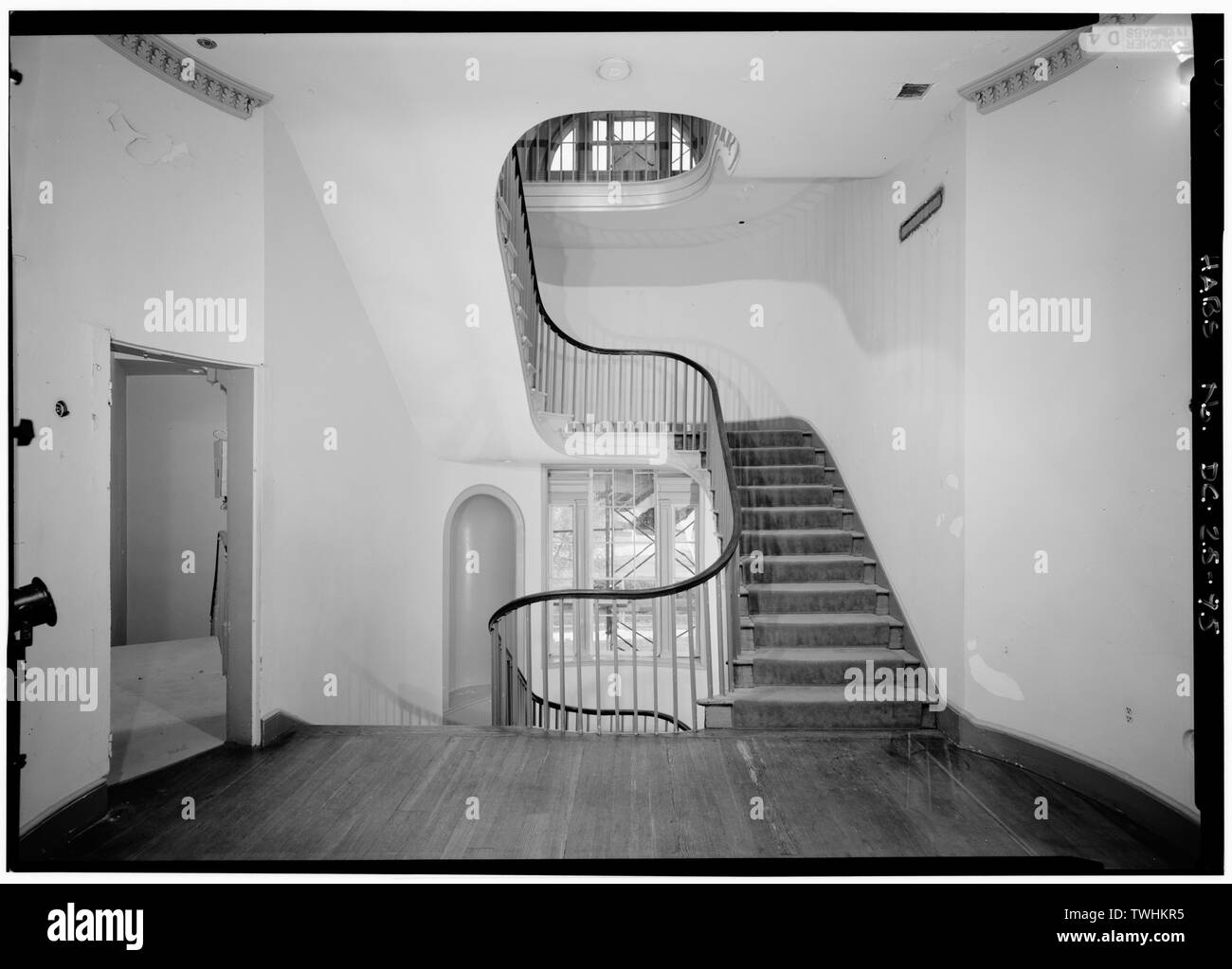 Secondo piano, stair Hall, stanza 200, vista da nord-est, che mostra la scala. - Octagon House, 1799 (1741) New York Avenue, Northwest, Washington, Distretto di Columbia, DC Foto Stock