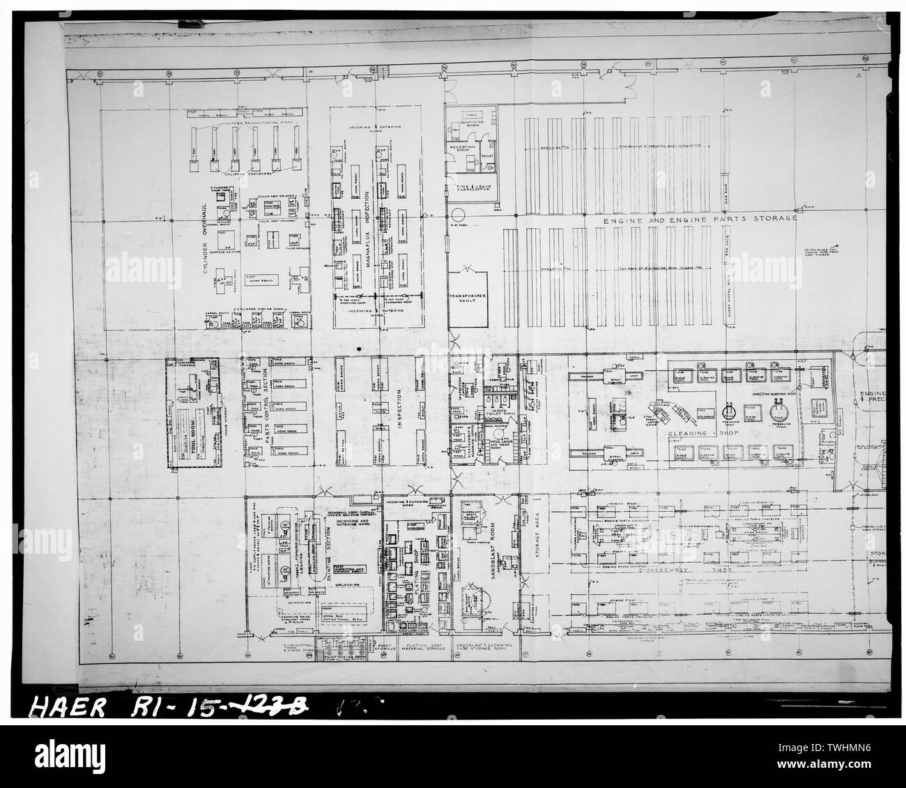 Seconda metà del disegno (Vedere la didascalia per RI-15-127) - punto Quonset Naval Air Station, Roger Williams modo, North Kingstown, Washington County, RI; Albert Kahn,incorporato; George A Fuller Company; Merritt-Chapman e Scott Corporation Foto Stock