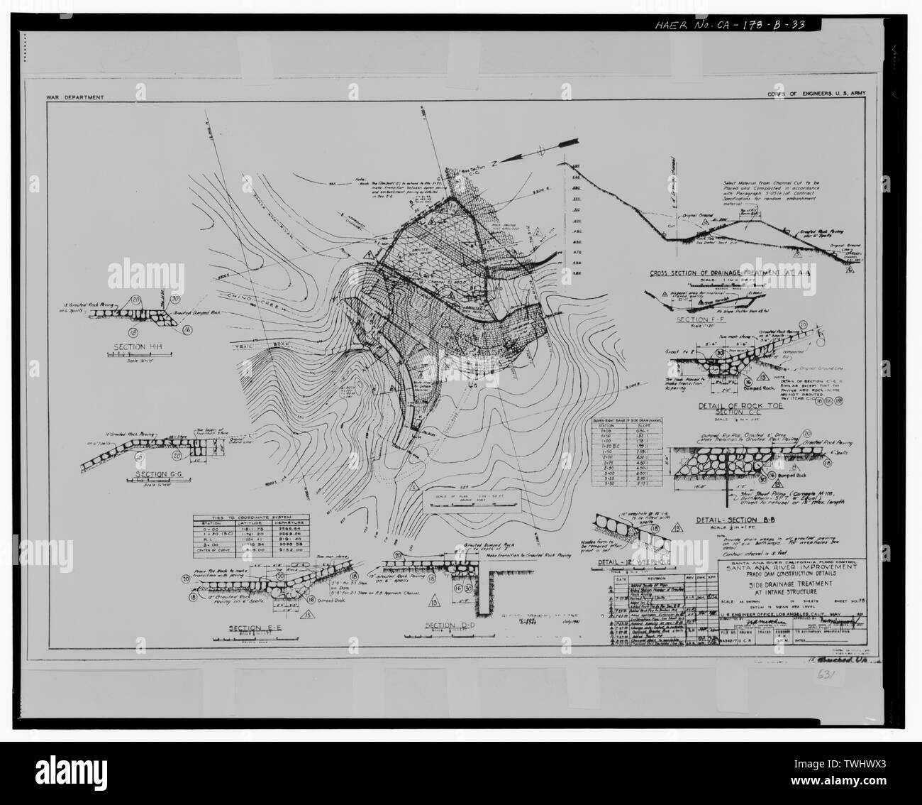 Prosciugamento di lato il trattamento alla struttura di aspirazione. Il foglio F-5, maggio 1939. File n. SA 342-7. - Prado Dam, opere di uscita, Santa Ana River vicino incrocio di strade statali 71 e 91, Corona, Riverside County, CA Foto Stock