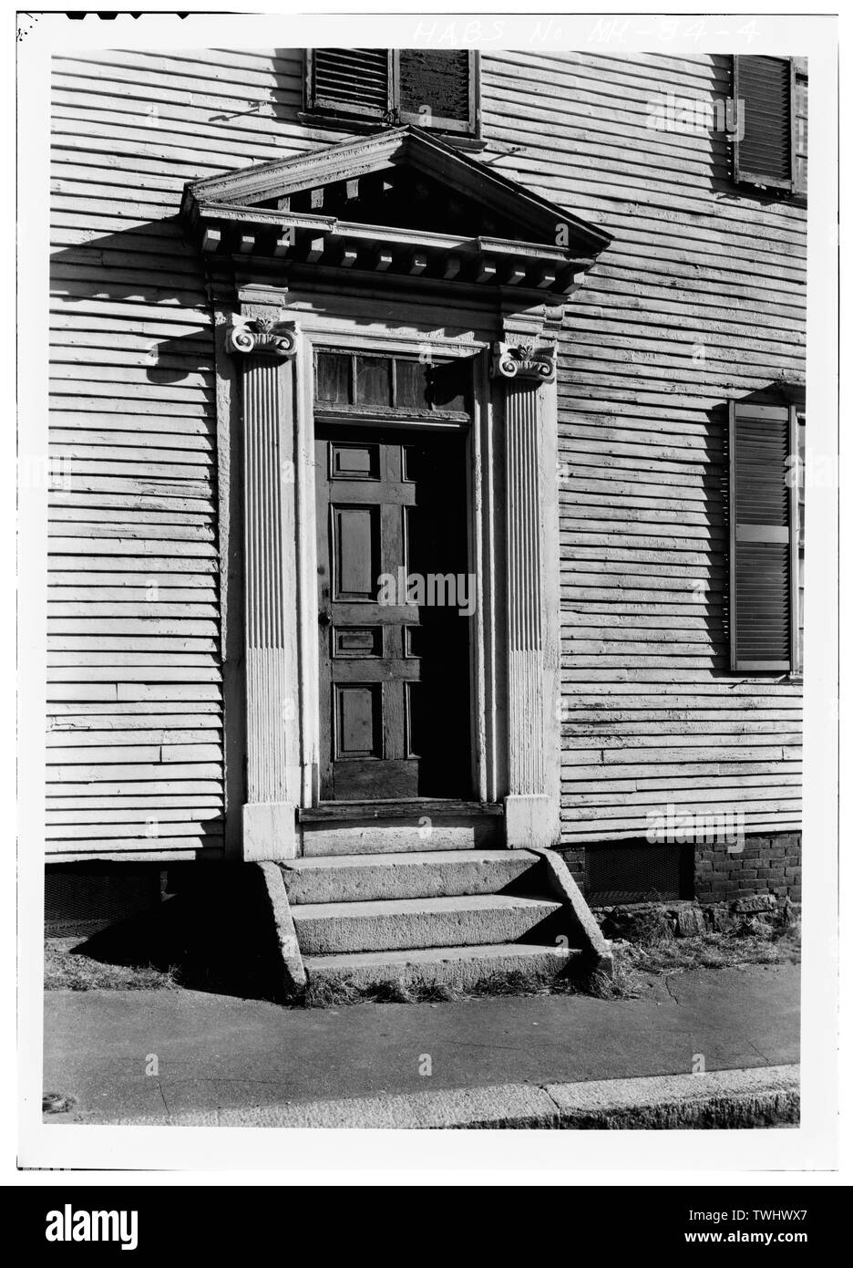 Porta laterale - il reverendo Stephen Chase House, 358 Court Street, Portsmouth, Rockingham County, NH Foto Stock