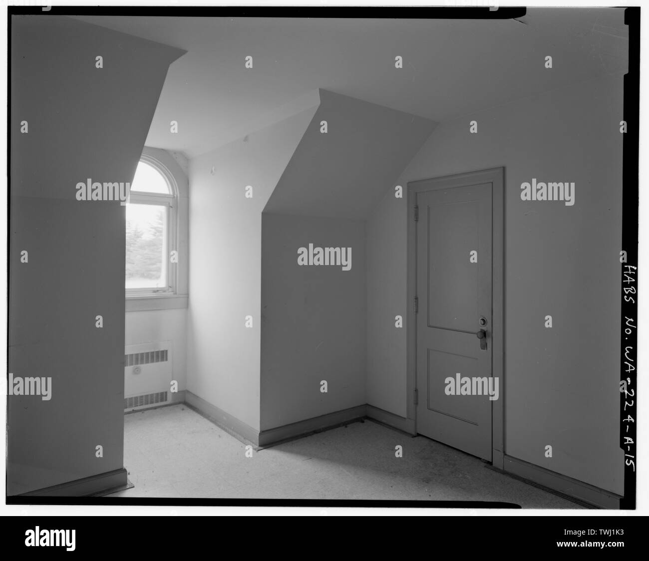 - Sand Point Naval Station Puget Sound, Edificio n. 26 Nord, 7400 Sand Point modo nordest, Seattle, King County, WA Foto Stock