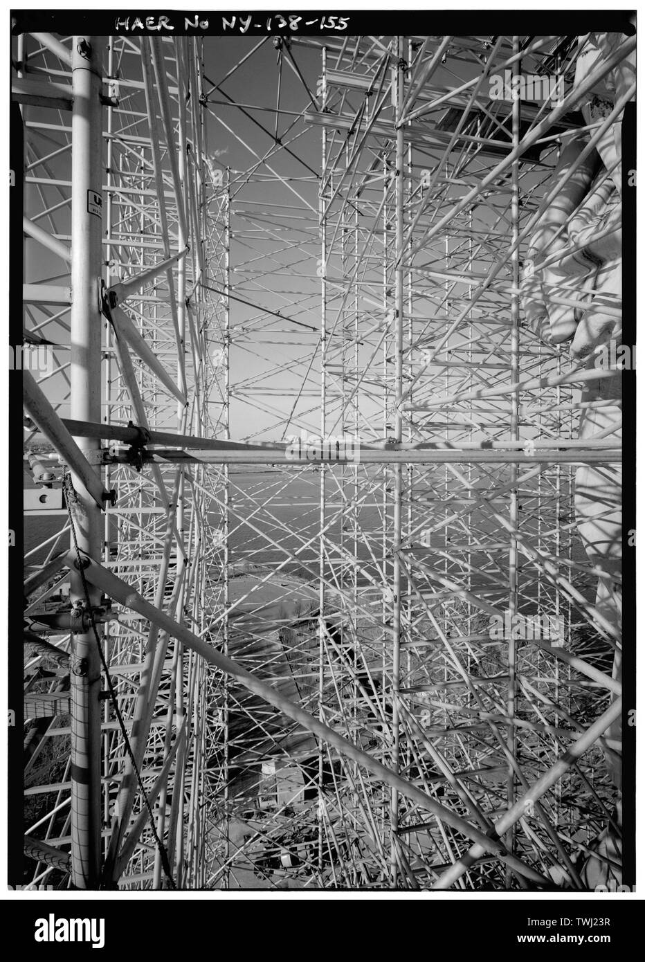 Dettaglio del ponteggio, Dicembre 1985 - Statua della Libertà, Liberty Island e Manhattan, New York New York County, NY Foto Stock