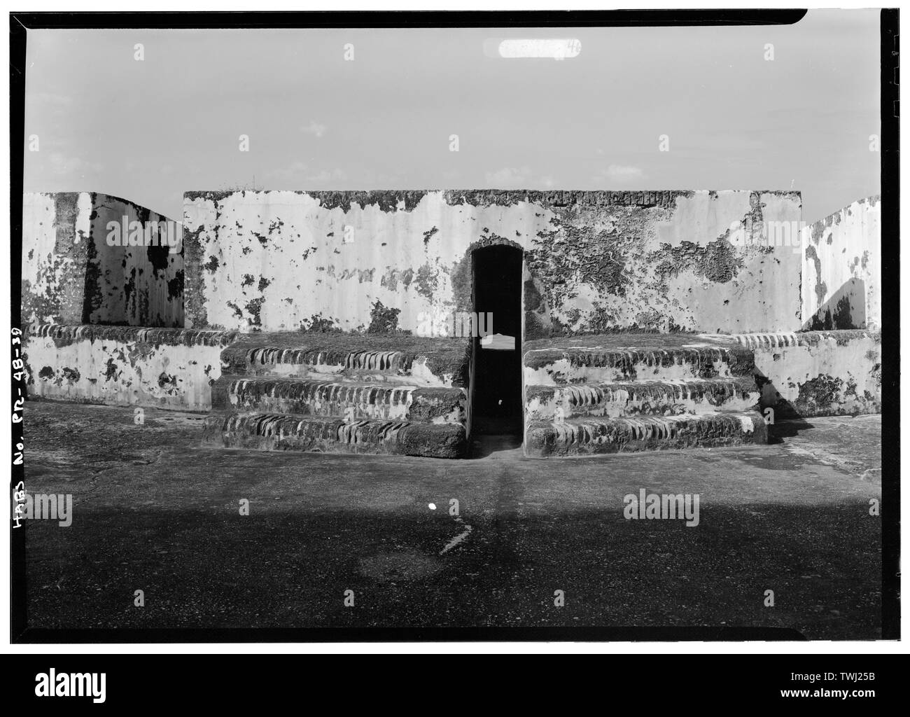 La scansione post, bastione Santa Barbara, vista dal Bastione - Castillo de San Felipe del Morro, estremità nord-ovest di San Juan, San Juan, San Juan Municipio, PR; Antonelli, Juan Baustista; de Salazar, Pedro; prezzo, Gigi B, trasmettitore; Klugh, T, trasmettitore; Behrens, Tom, trasmettitore; Boucher, Jack e del fotografo; prezzo, Virginia B, trasmettitore Foto Stock