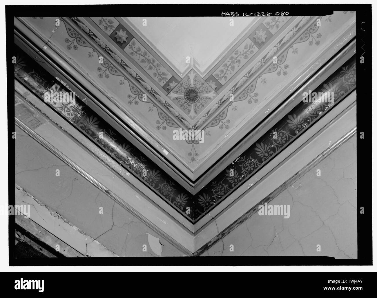 Secondo piano, camera, angolo sud-est del soffitto - Hegeler Carus Mansion, 1307 Seventh Street, La Salle La Salle County, IL Foto Stock