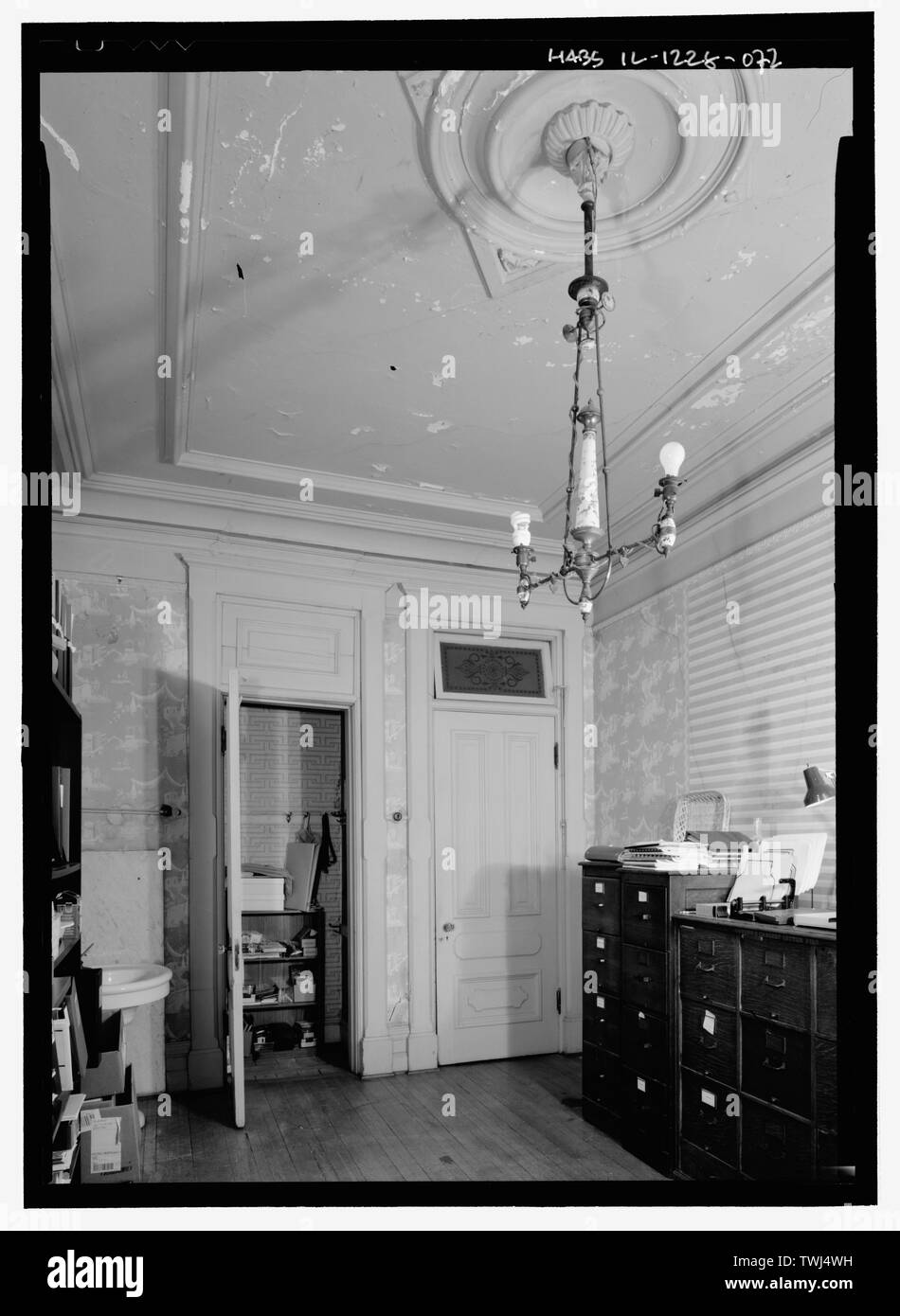 Al secondo piano della torre, camera da letto, vista dall'angolo sud-ovest - Hegeler Carus Mansion, 1307 Seventh Street, La Salle La Salle County, IL Foto Stock