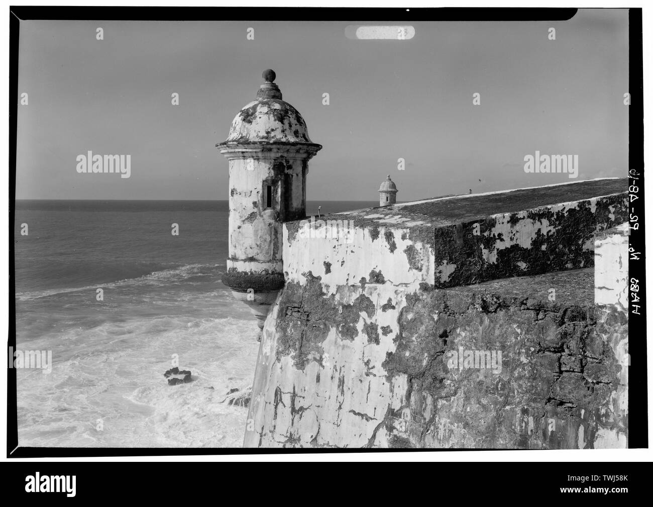 Garitta, bastione Santa Barbara - Castillo de San Felipe del Morro, estremità nord-ovest di San Juan, San Juan, San Juan Municipio, PR; Antonelli, Juan Baustista; de Salazar, Pedro; prezzo, Gigi B, trasmettitore; Klugh, T, trasmettitore; Behrens, Tom, trasmettitore; Boucher, Jack e del fotografo; prezzo, Virginia B, trasmettitore Foto Stock