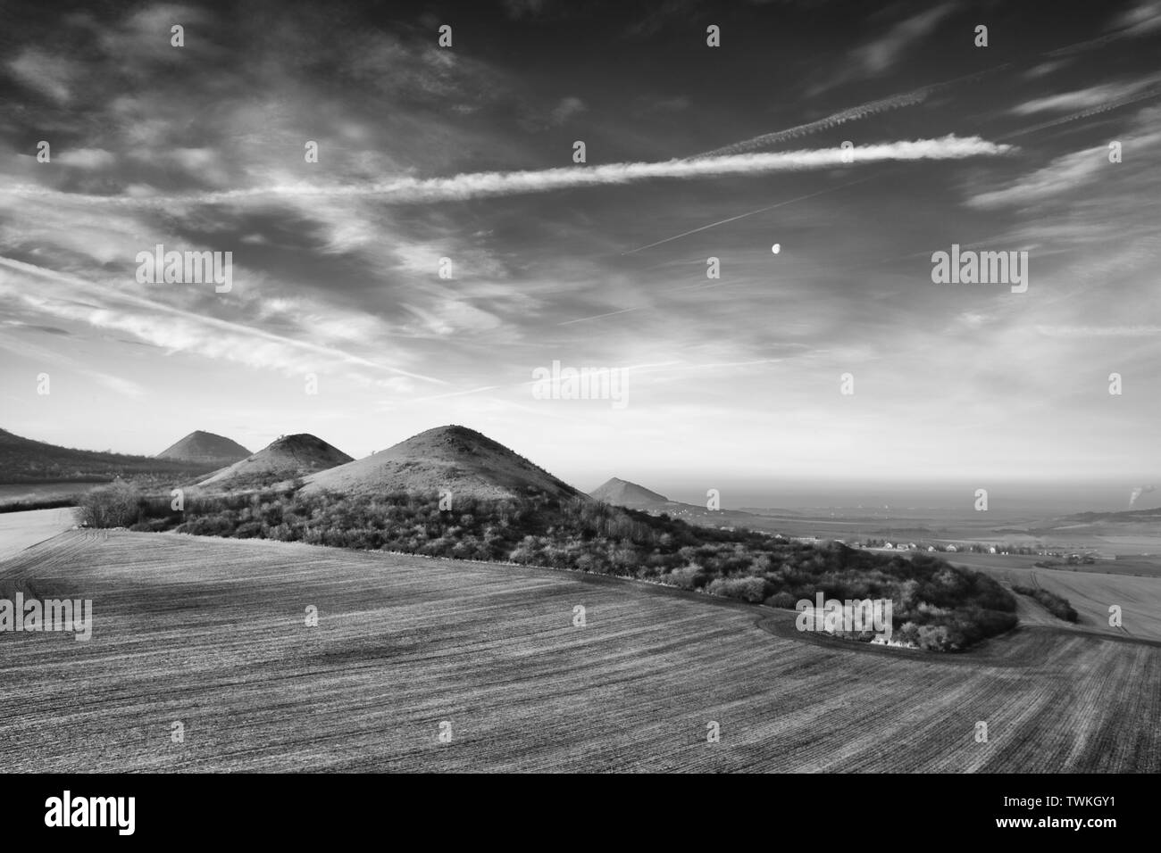 Sunrise in Boemia centrale Highlands, Repubblica Ceca. Boemia centrale Uplands è una catena montuosa situata nella Boemia settentrionale. La gamma è di circa 8 Foto Stock