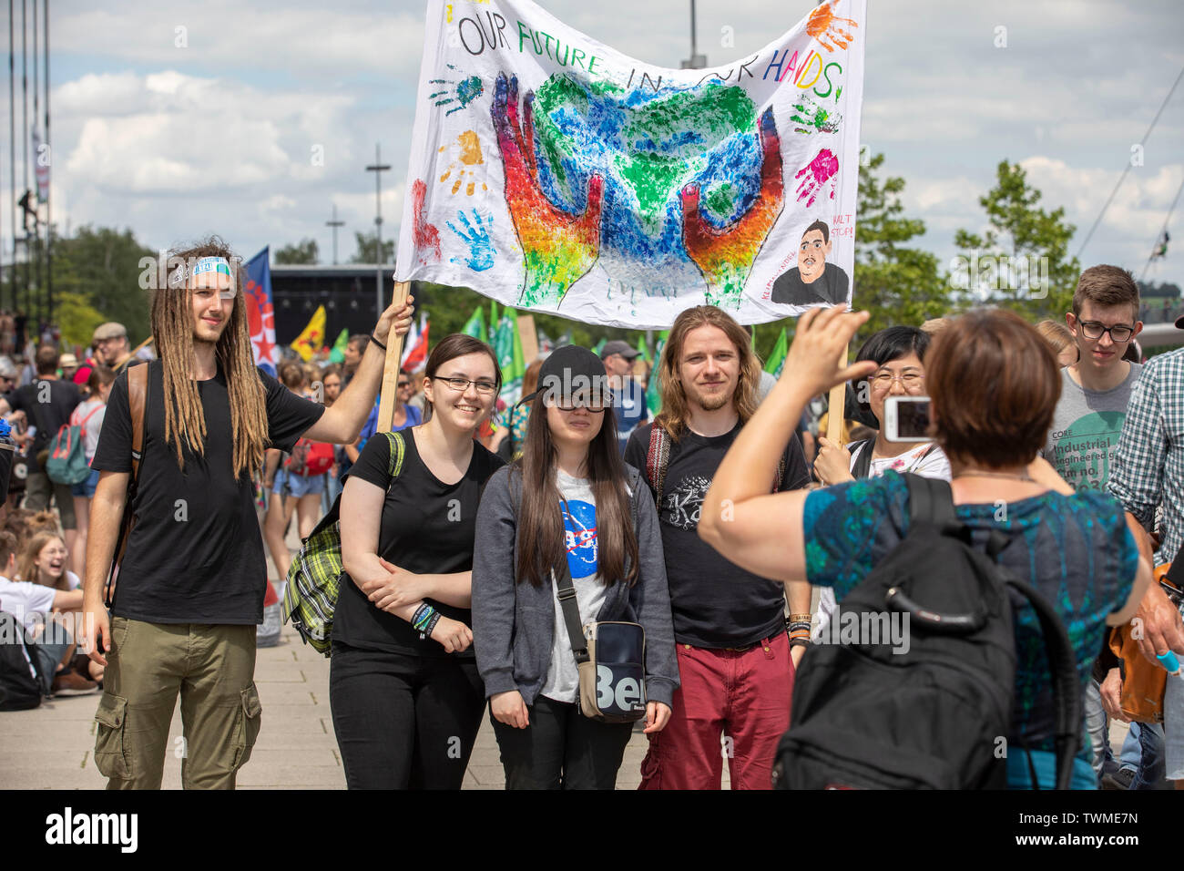 Prima la protezione del clima a livello internazionale la dimostrazione, clima sciopero, il movimento di venerdì per il futuro, in Aachen, con decine di migliaia di participan Foto Stock