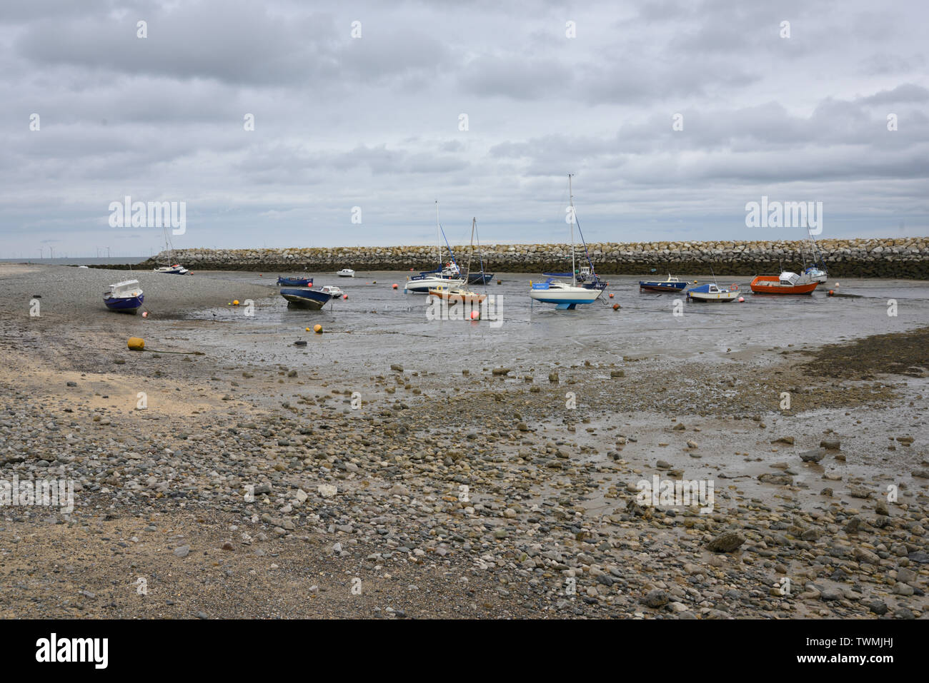 Rhos-su-Mare in molto tempo misto pioggia andcloud nebbia. Foto Stock