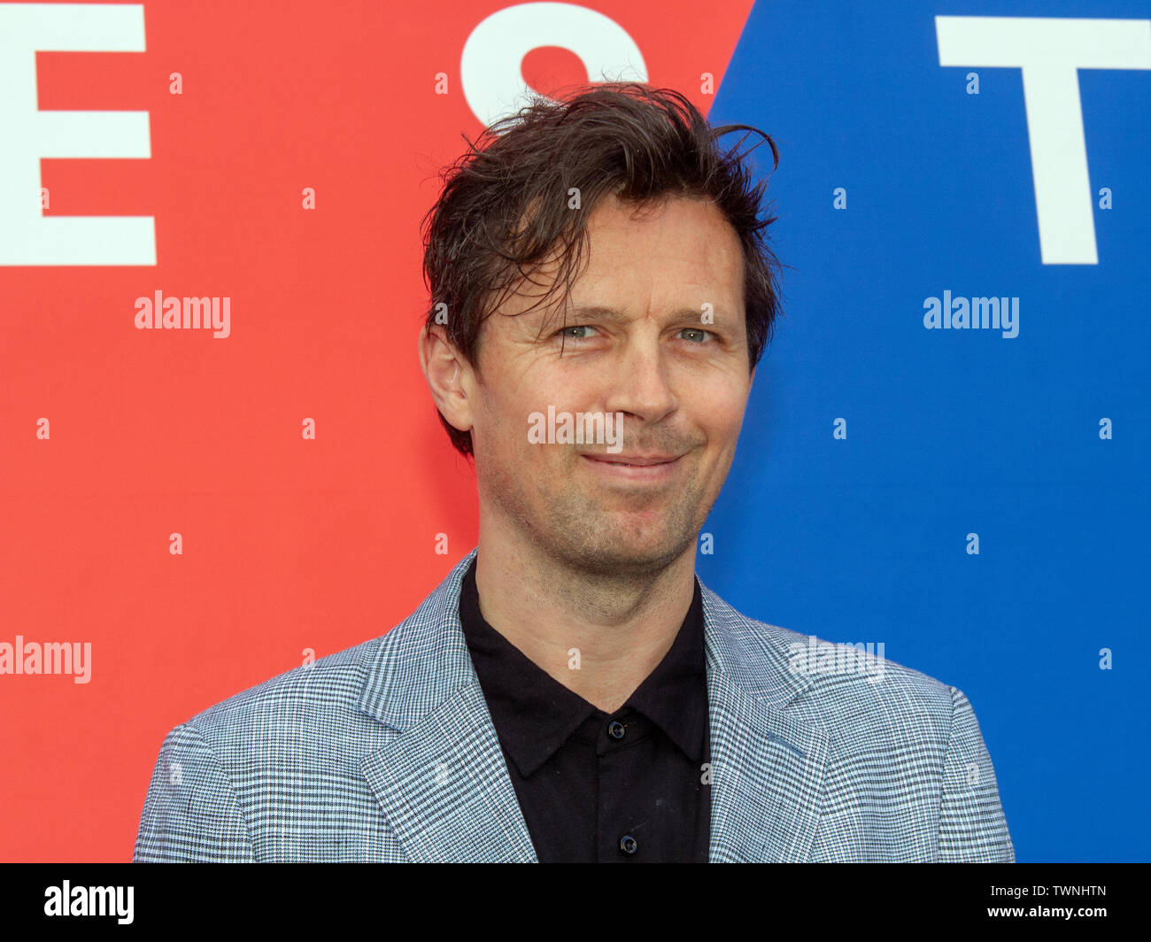 Edinburgh, Regno Unito. Xx Giugno, 2019. Produttore e attore, Robert Montgomery assiste il photocall durante il world premiere del film di ferire dal paradiso all'Filmhouse a Edimburgo.ferito da paradiso è 'un abilmente osservato un racconto di amicizia e di famiglia, con una rinfrescante e sottovalutato il senso dell'umorismo.' Questo screening è parte del migliore British filamento al Edinburgh International Film Festival 2019 (EIFF), che corre fino al mese di giugno 30. Credito: SOPA Immagini limitata/Alamy Live News Foto Stock