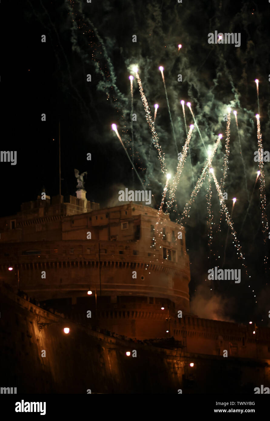 San Pietro e Paolo celebrazione, Roma Castel Sant Angelo Foto Stock