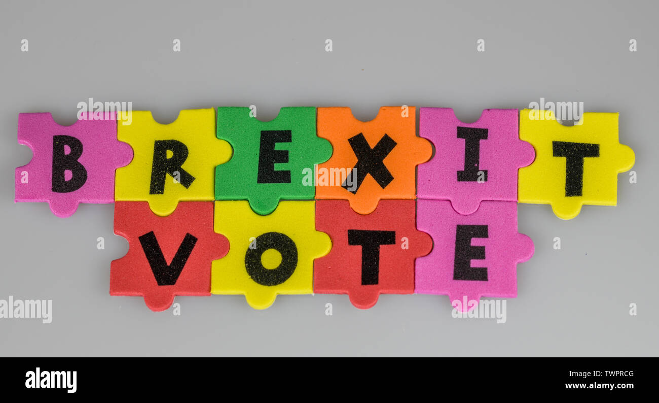 Concetto Brexit seghetto alternativo con voto Brexit formulazione. Foto Stock