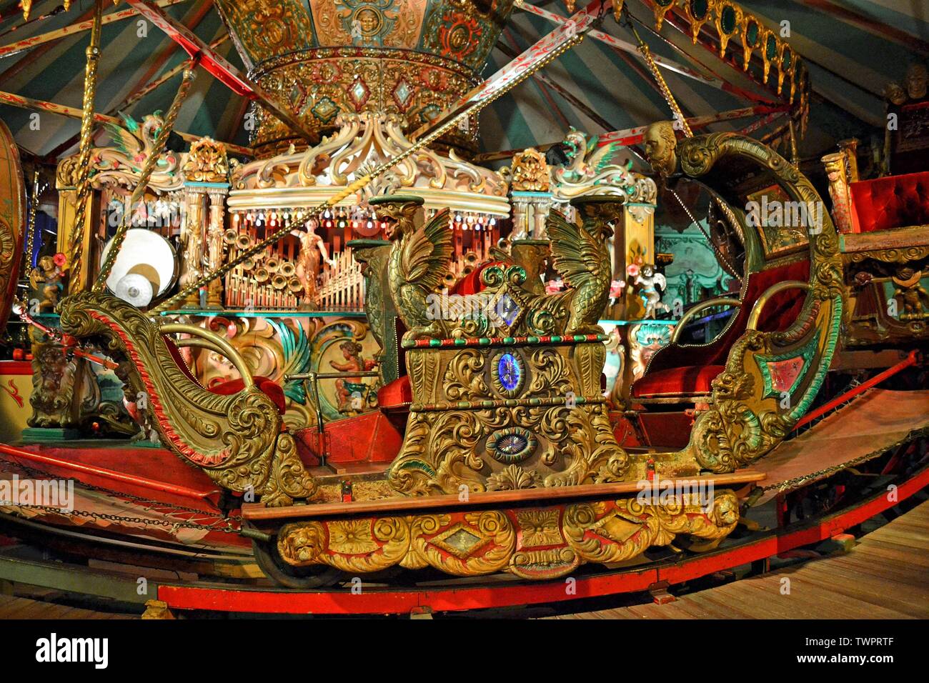 Gondola Veneziana Switchback presso la collezione Thursford, Thursford, Fakenham, Norfolk, Regno Unito Foto Stock