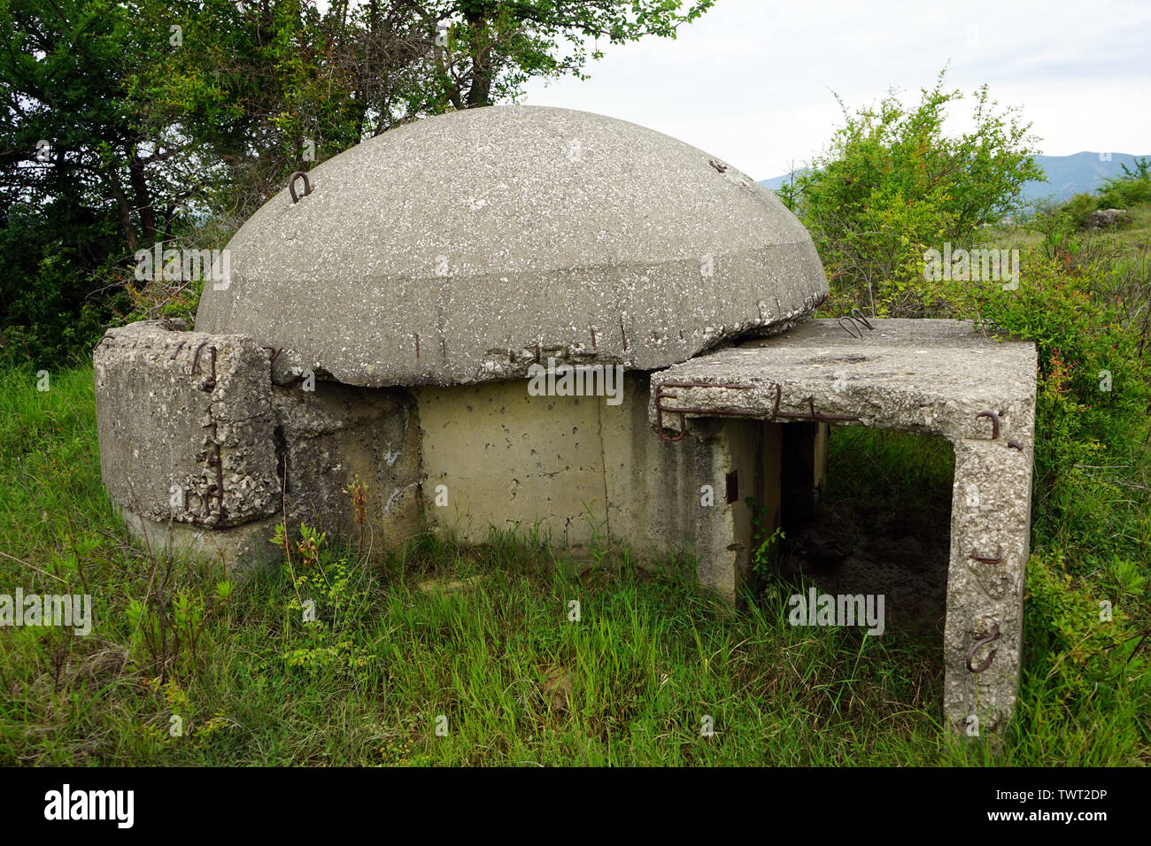 Vecchio cemento bunker in Albania Foto Stock