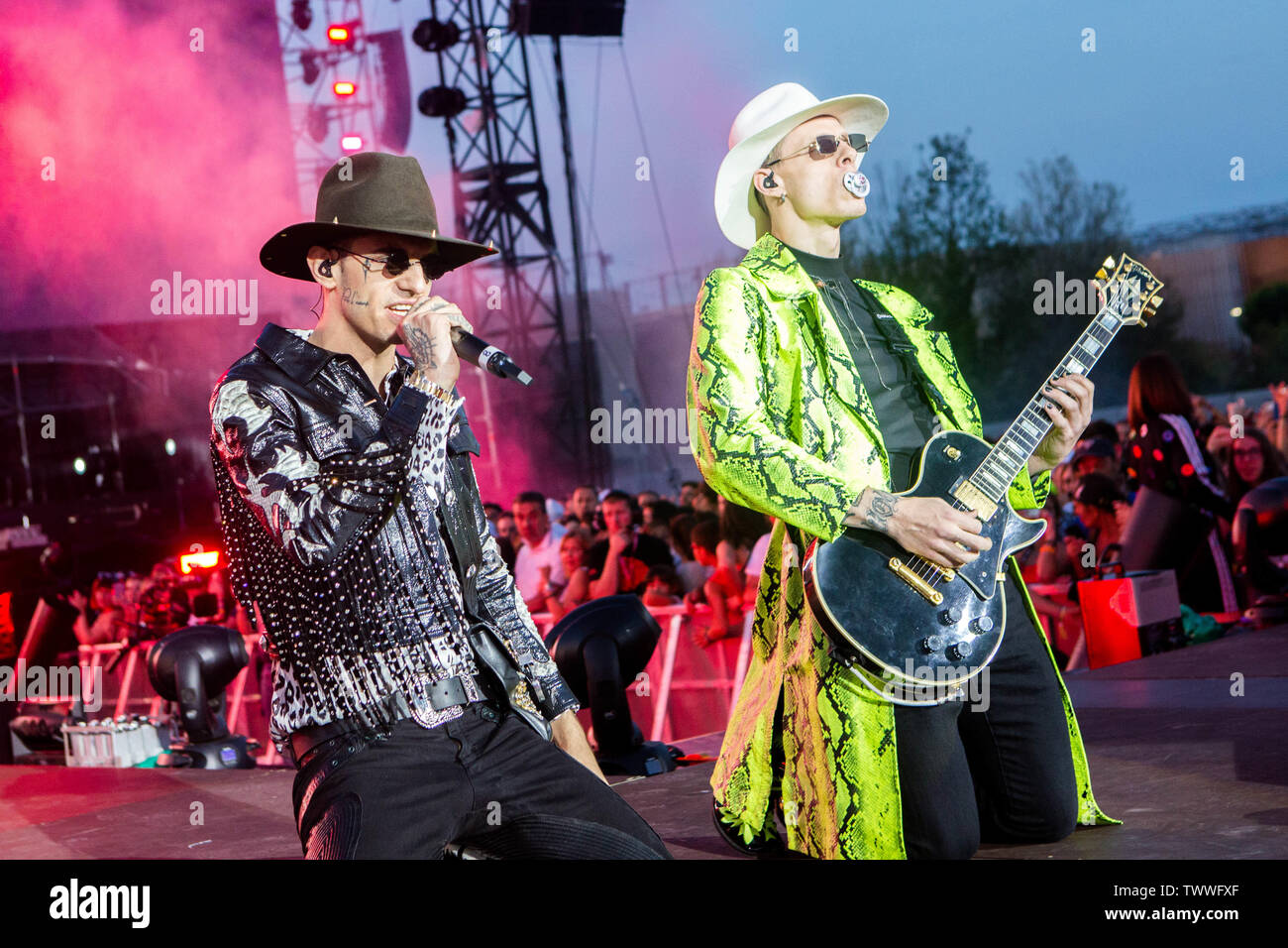 Achille Lauro e Boss Doms in concerto a parte come un deejay - Radio Deejay party a mente in Milano, Italia, il 22 giugno 2019 Foto Stock