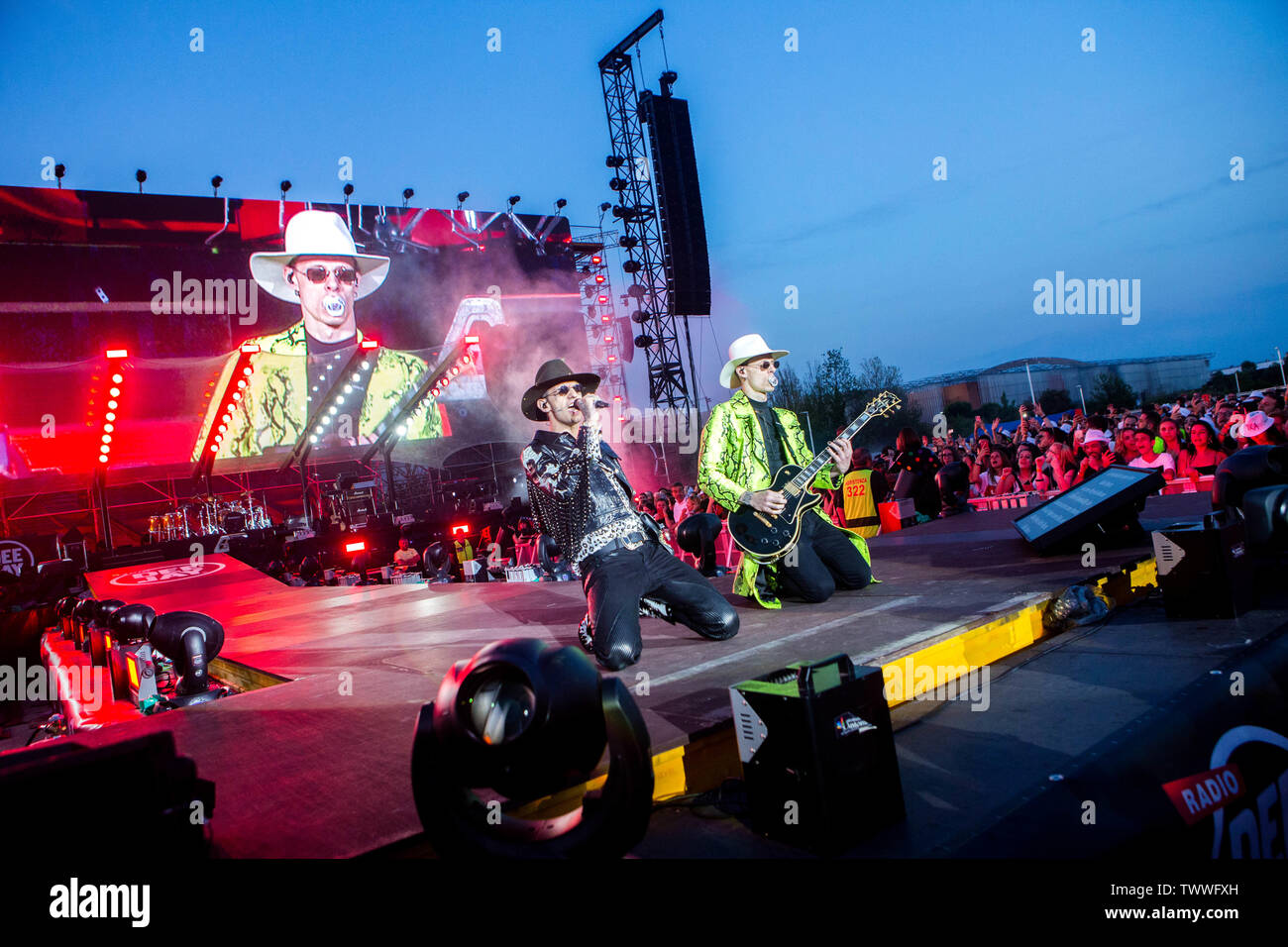 Achille Lauro e Boss Doms in concerto a parte come un deejay - Radio Deejay party a mente in Milano, Italia, il 22 giugno 2019 Foto Stock