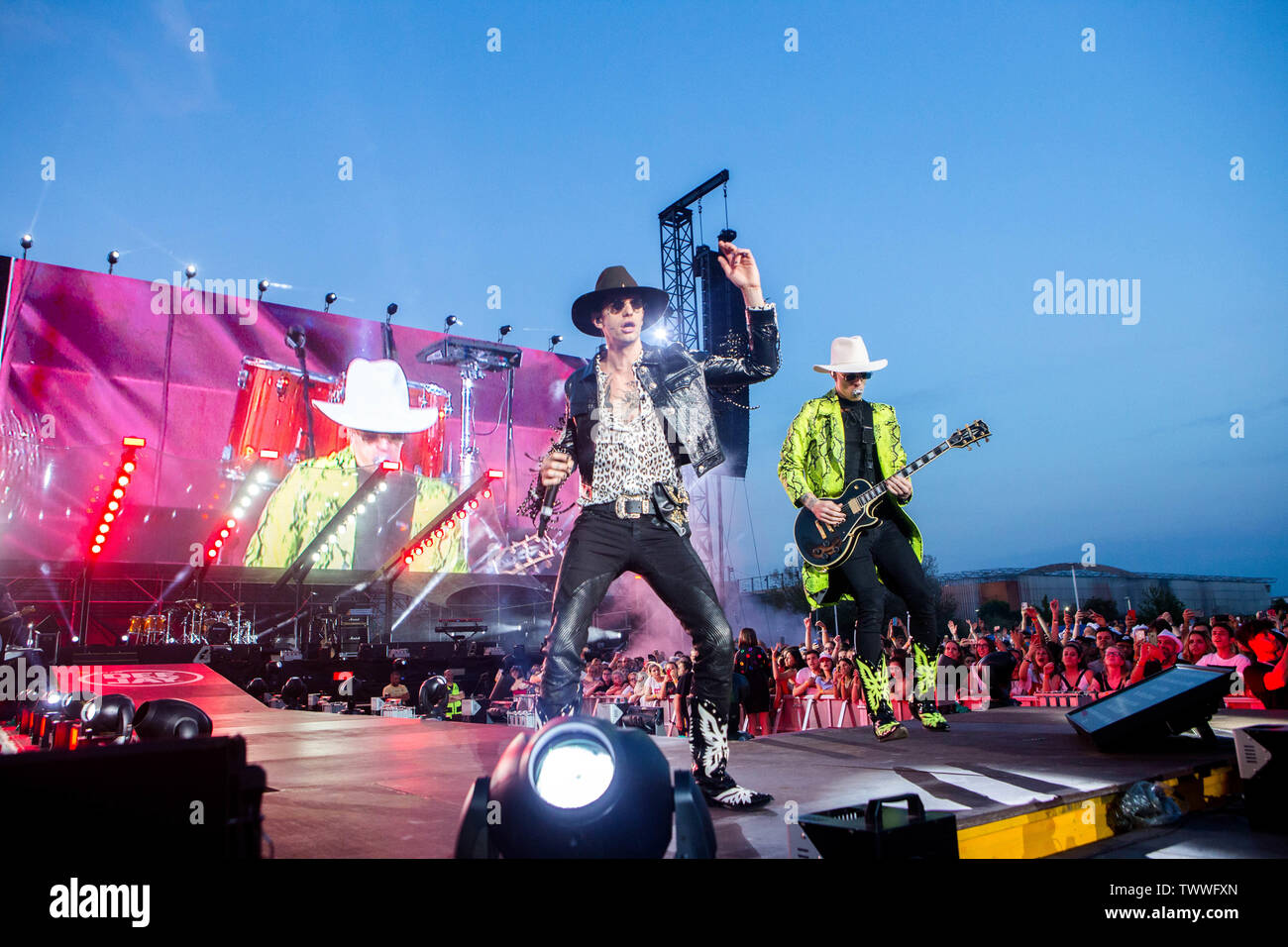 Achille Lauro e Boss Doms in concerto a parte come un deejay - Radio Deejay party a mente in Milano, Italia, il 22 giugno 2019 Foto Stock