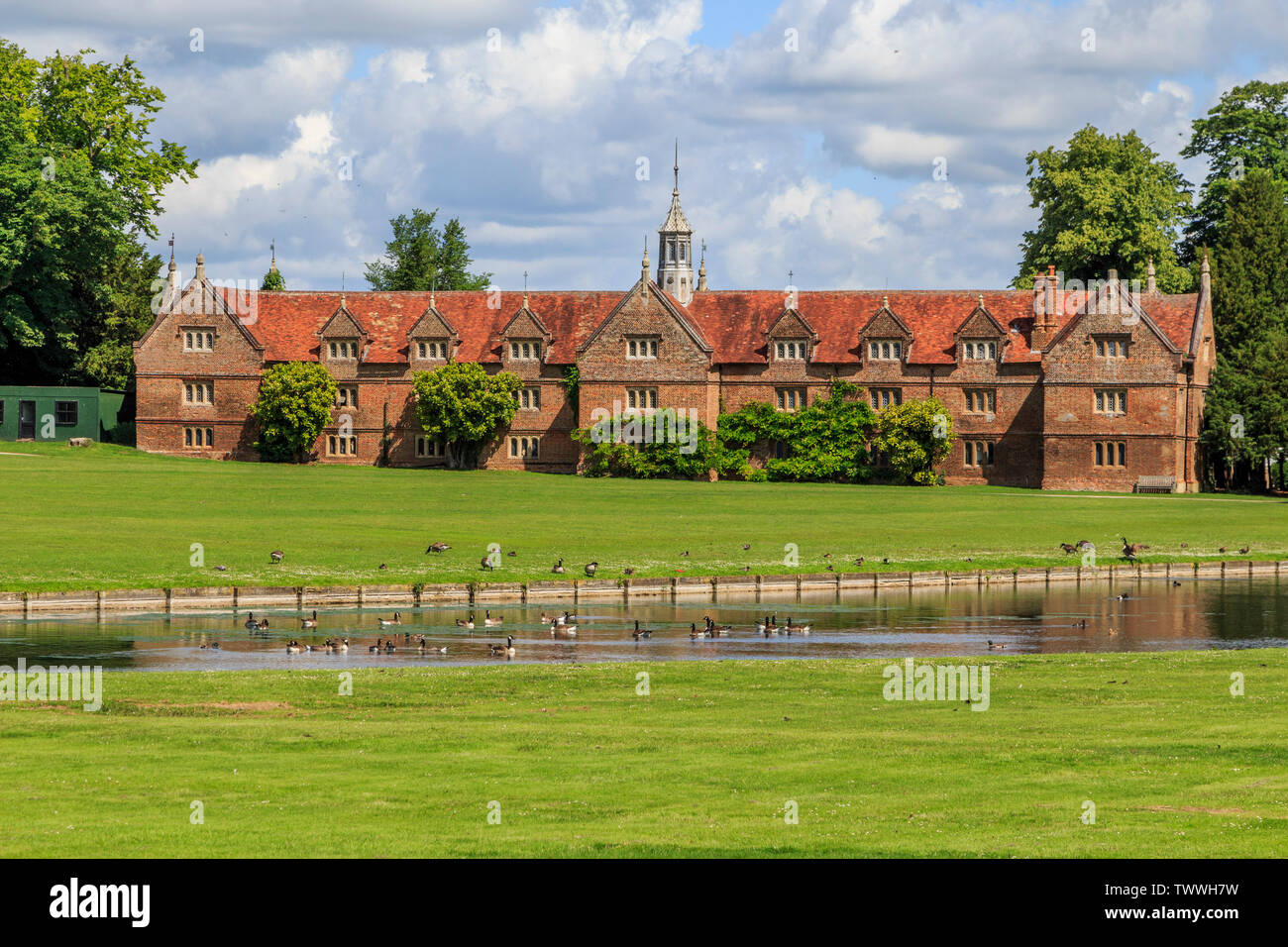 Il blocco stabile a Audley End House e giardini vicino a Saffron Walden, Essex, Inghilterra, Regno Unito, GB Foto Stock