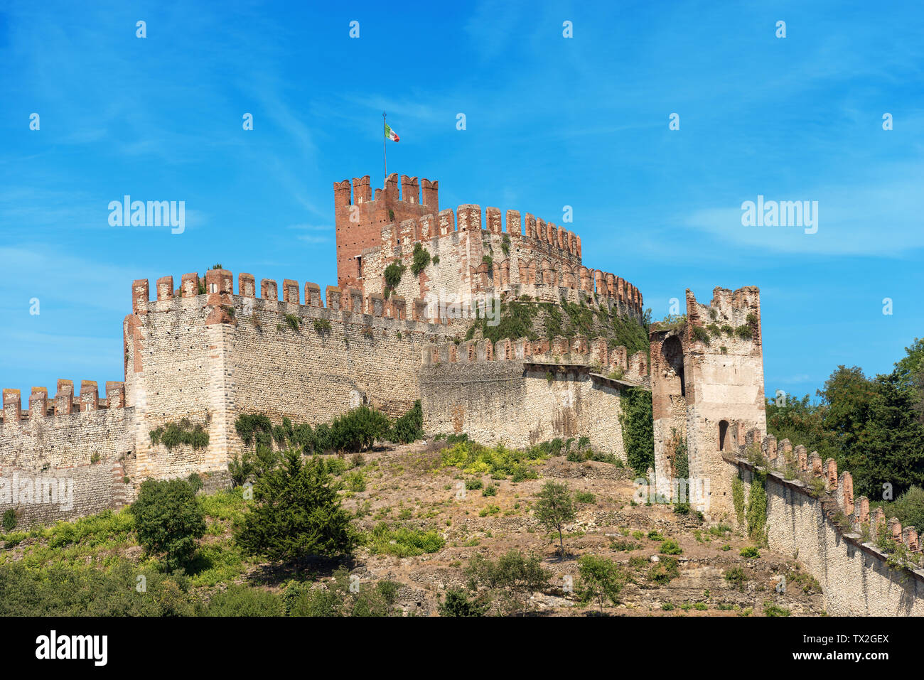 La Scala in Famiglia (castello Scaligero) della piccola cittadina di Soave, del X secolo, Veneto, Verona, Italia, Europa Foto Stock