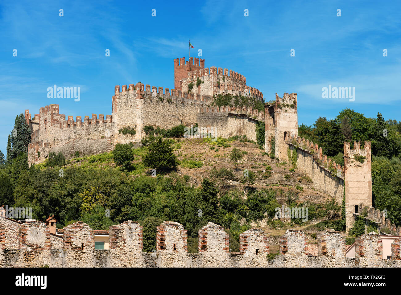 La Scala in Famiglia (castello Scaligero) della piccola cittadina di Soave, del X secolo, Veneto, Verona, Italia, Europa Foto Stock