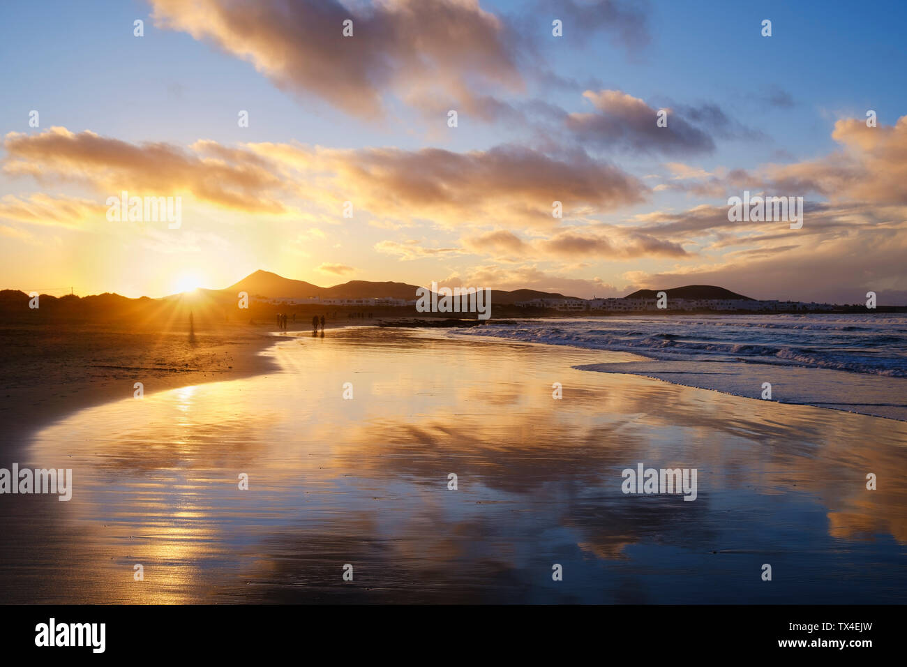 Spagna Isole Canarie Lanzarote, Caleta de Famara Foto Stock