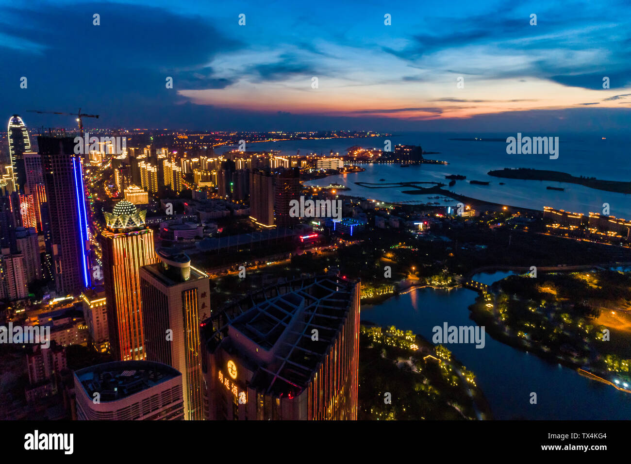 Cina Hainan Haikou Binhai Avenue secolo Guoxing Bridge Avenue, ecc. Foto Stock