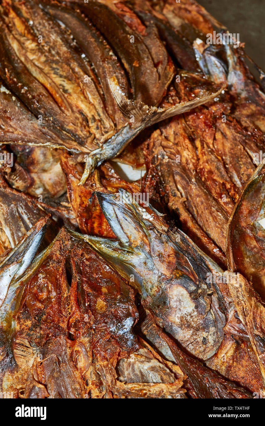 Pesci secchi di cibo naturale in astratto il Mercado dos Lavradores, mercato di agricoltori, Funchal, Madeira, Portogallo, Unione Europea Foto Stock