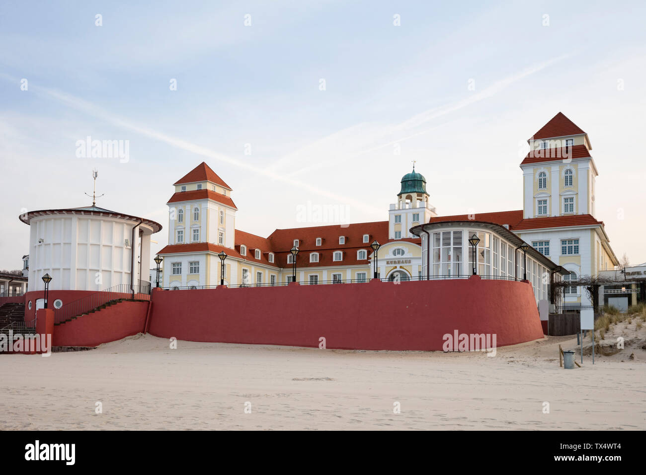 Germania, Ruegen, Binz, spa hotel a Sandy Beach Foto Stock
