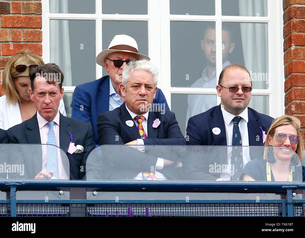 Londra, Regno Unito. Il 23 giugno, 2019. Londra, Inghilterra - 23 giugno: John Bercow (Medio) Casa Commons altoparlanti durante il giorno finale 7 del Fever-Tree campionati a Queens Club a giugno 23, 2019 a Londra, Regno Unito. Credit: Azione Foto Sport/Alamy Live News Foto Stock