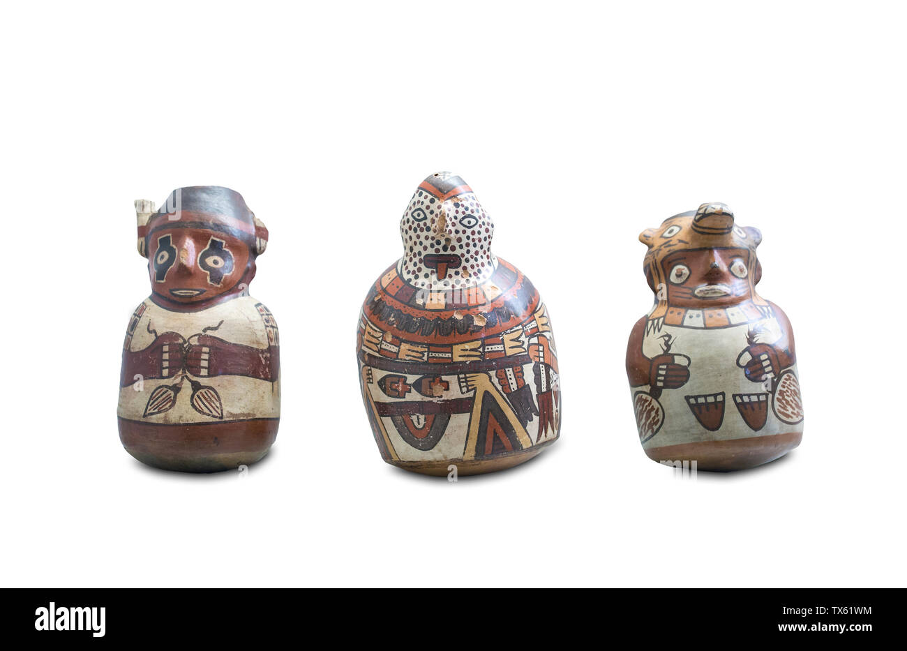 Madrid, Spagna - Settembre 8th, 2018: capi che trasportano le tasse. Figurine di argilla della cultura Nazca. Museo delle Americhe, Madrid, Spagna Foto Stock