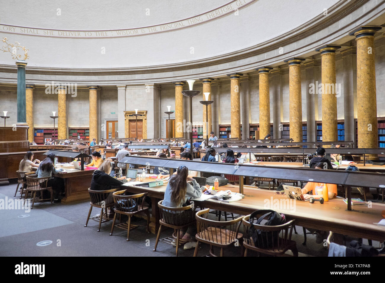 Wolfson sala lettura,Biblioteca Centrale,Biblioteca centrale di Manchester, Manchester,nord, nord, nord-ovest,città,l'Inghilterra,inglese,GB,UK,Gran Bretagna,British,l'Europa Foto Stock