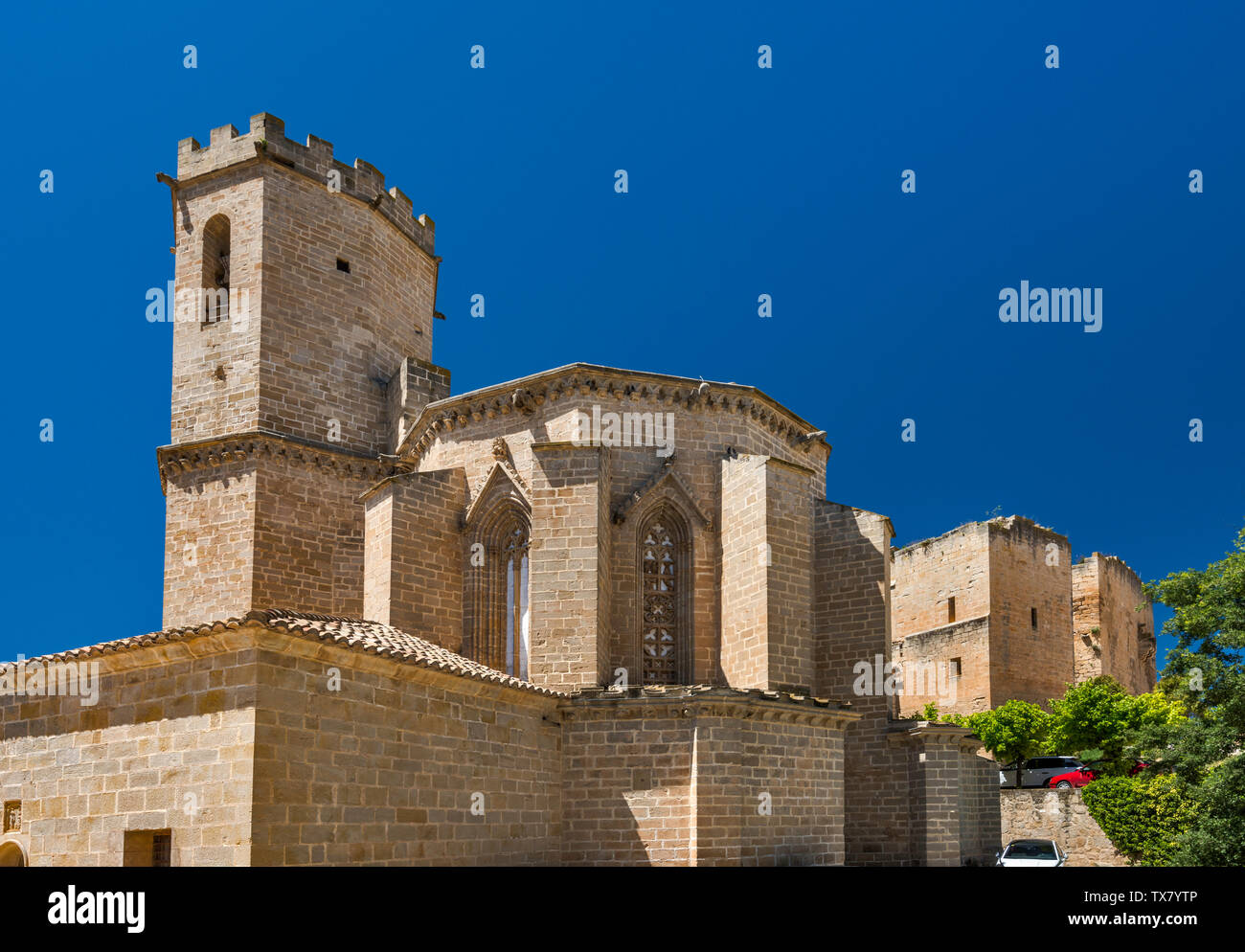 La Iglesia de Santa María la Mayor, gotica chiesa fortificata, xiv secolo, Valderrobres, provincia di Teruel, Aragona, Spagna Foto Stock