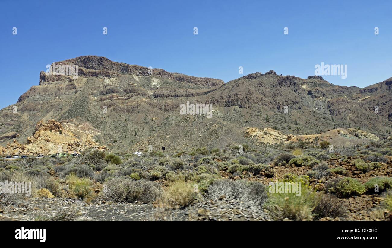 Enorme formazione rocciosa nel parco Teide sull'isola di Tenerife Foto Stock