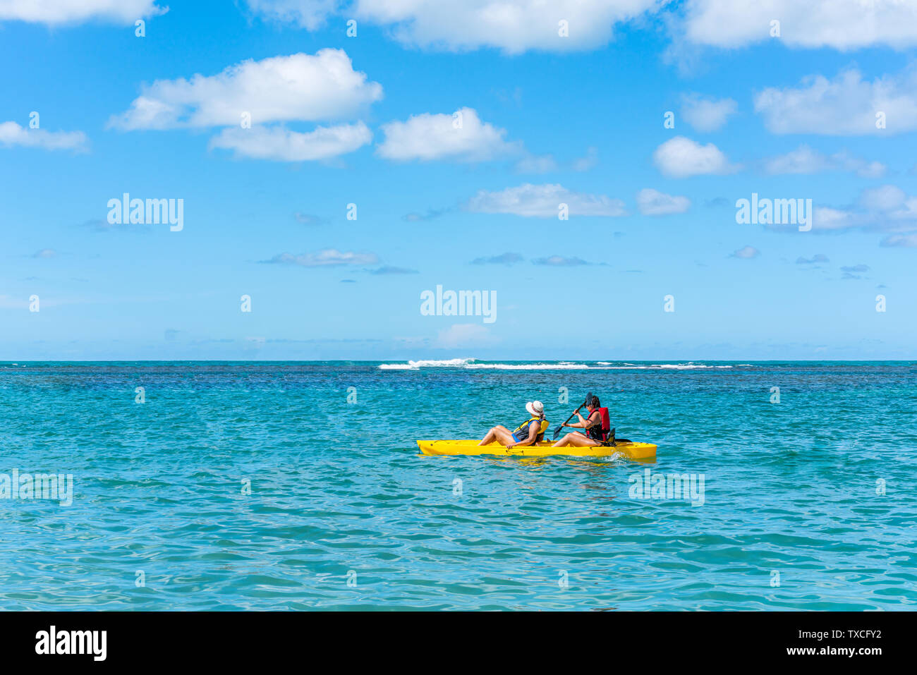 Porto de Galinhas, Ipojuca, Pernambuco, Brasile - Maggio 2019: Porto de Galinhas è una delle più belle spiagge del mondo, dove si può prendere un Foto Stock