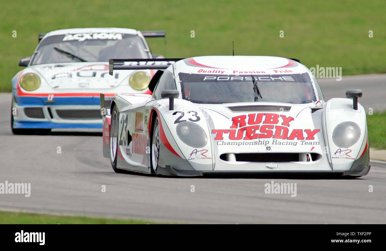 Jim Matthews aziona il #91 Pontiac durante la corsa del Rolex Bosch serie 250 di ingegneria di Virginia International Speedway in Alton, va il 27 aprile 2008. Matthews e colleghi piloti Marc Goossens ha guidato la vettura ad un terzo posto finale. (UPI foto/Karl B. DeBlaker) Foto Stock