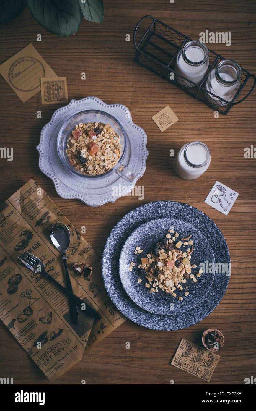 Latte di cereali fitness, la perdita di grasso, potenziamento muscolare. Foto Stock