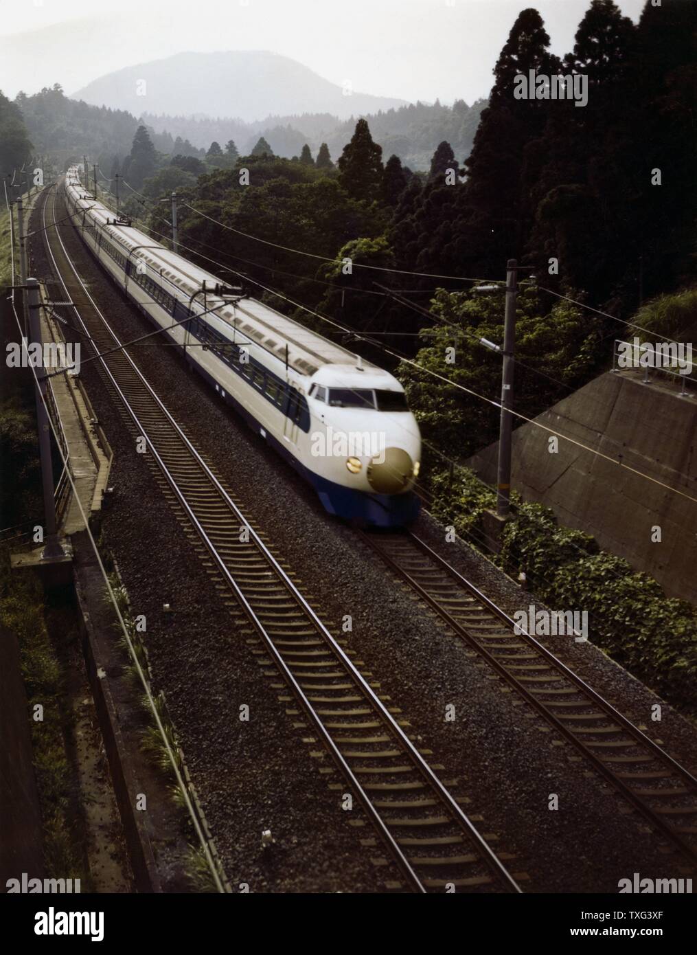 Il Shinkansen, giapponese con il treno ad alta velocità, serie 200, in servizio dal 1982 al 2013 in Giappone. 1982 Foto Stock