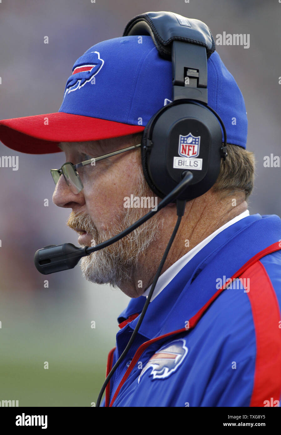 Buffalo Bills head coach Chan Gailey contro i patrioti nel terzo trimestre a Gillette Stadium di Foxboro, Massachusetts il 11 novembre 2012. UPI/Matthew Healey Foto Stock