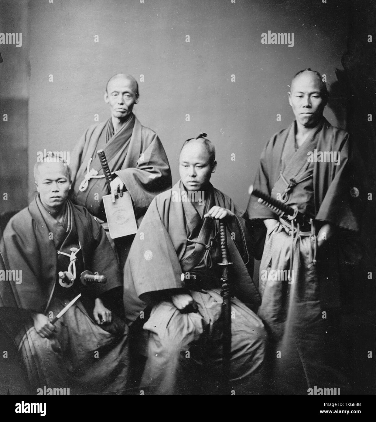 Ritratto fotografico del Clan Satsuma inviati da Felice Beato (1832-1909) Italian-British fotografo. Datata 1869 Foto Stock