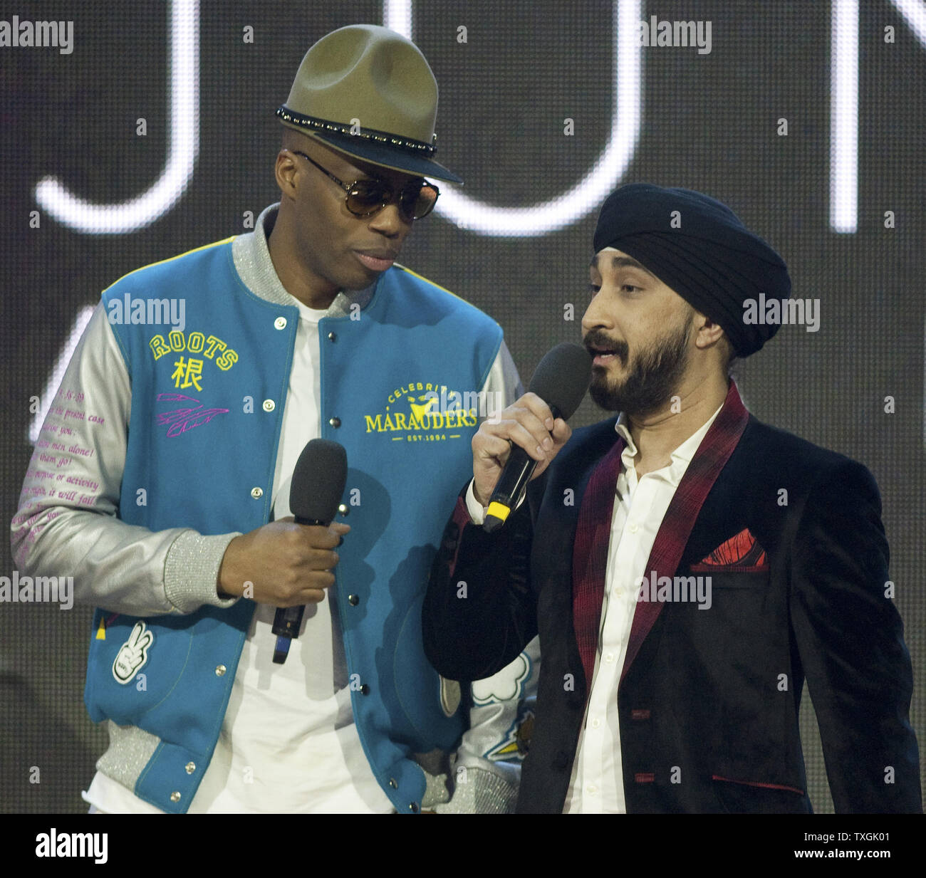 Kardinal Offishall e jus Regno presente 'Paese Album dell'anno" al 2016 Juno Awards trasmesso a Calgary, Alberta, Aprile 3, 2016. Foto di Heinz Ruckemann/UPI Foto Stock